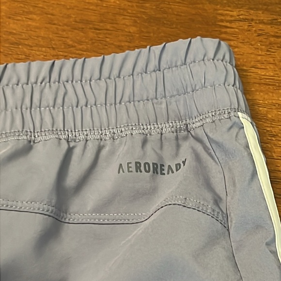 ADIDAS SHORT SIZE XL - Picture 4 of 5